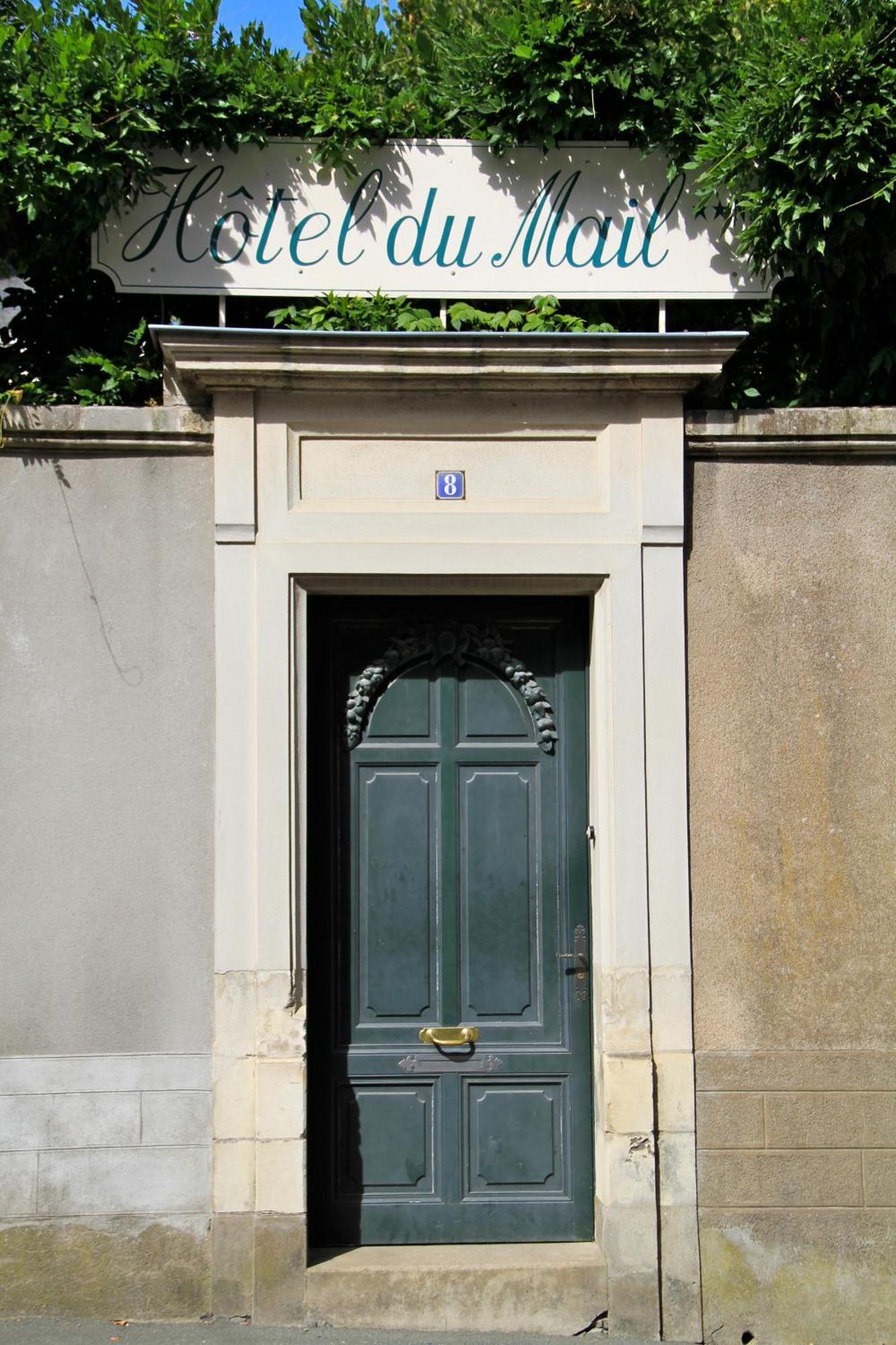 Du Mail Hotel 3*