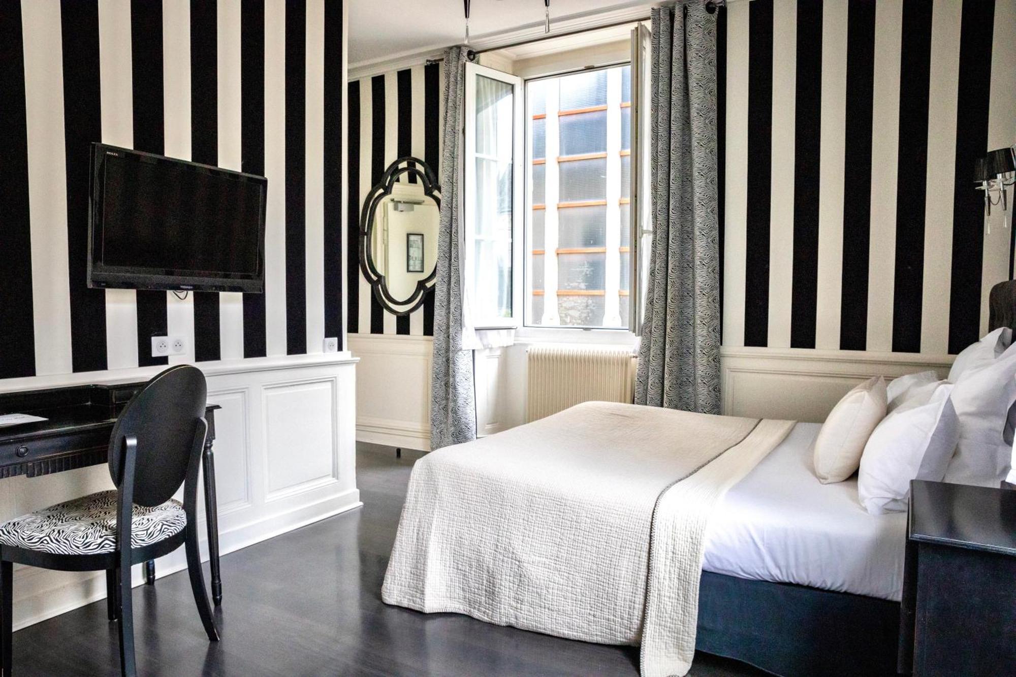 Du Mail Hotel 3*